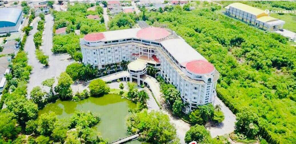 Hermitage Hotel Korat-Sha นครราชสีมา ภายนอก รูปภาพ